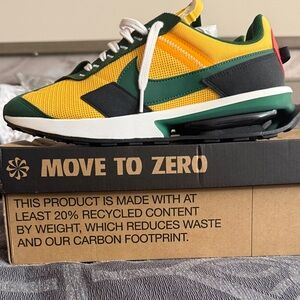 Nike Men’s Sneakers Yellow Green Black